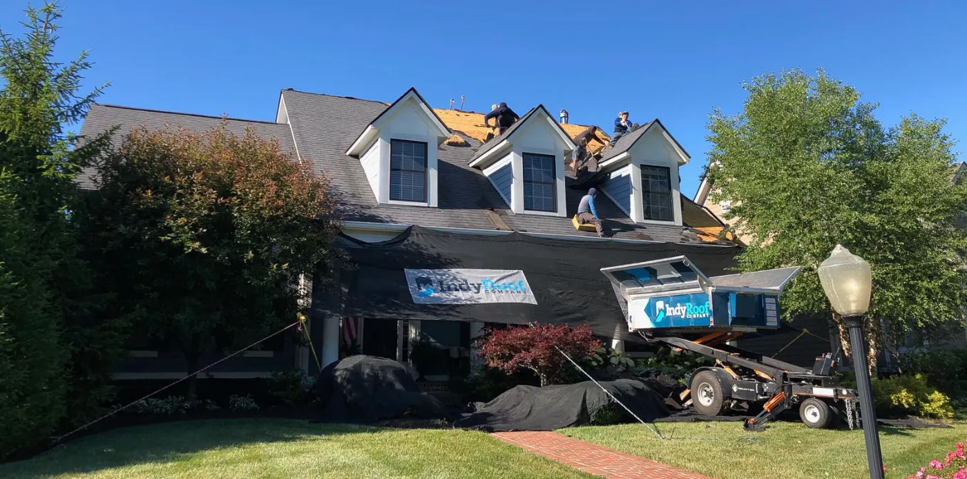 Manufacturer-certified roof installation in Hickory Ridge Village